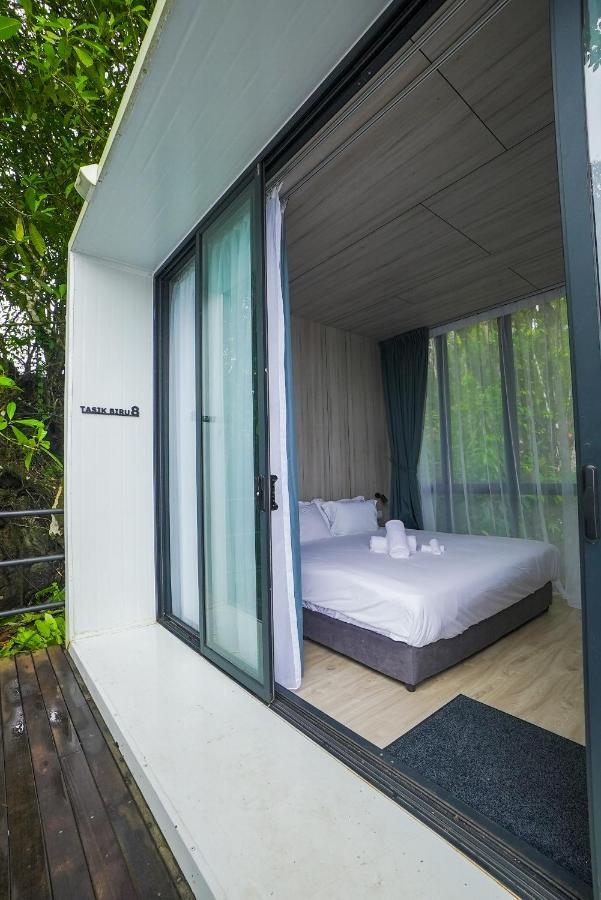 Roxy Tasik Biru Resort City Bau Exterior foto