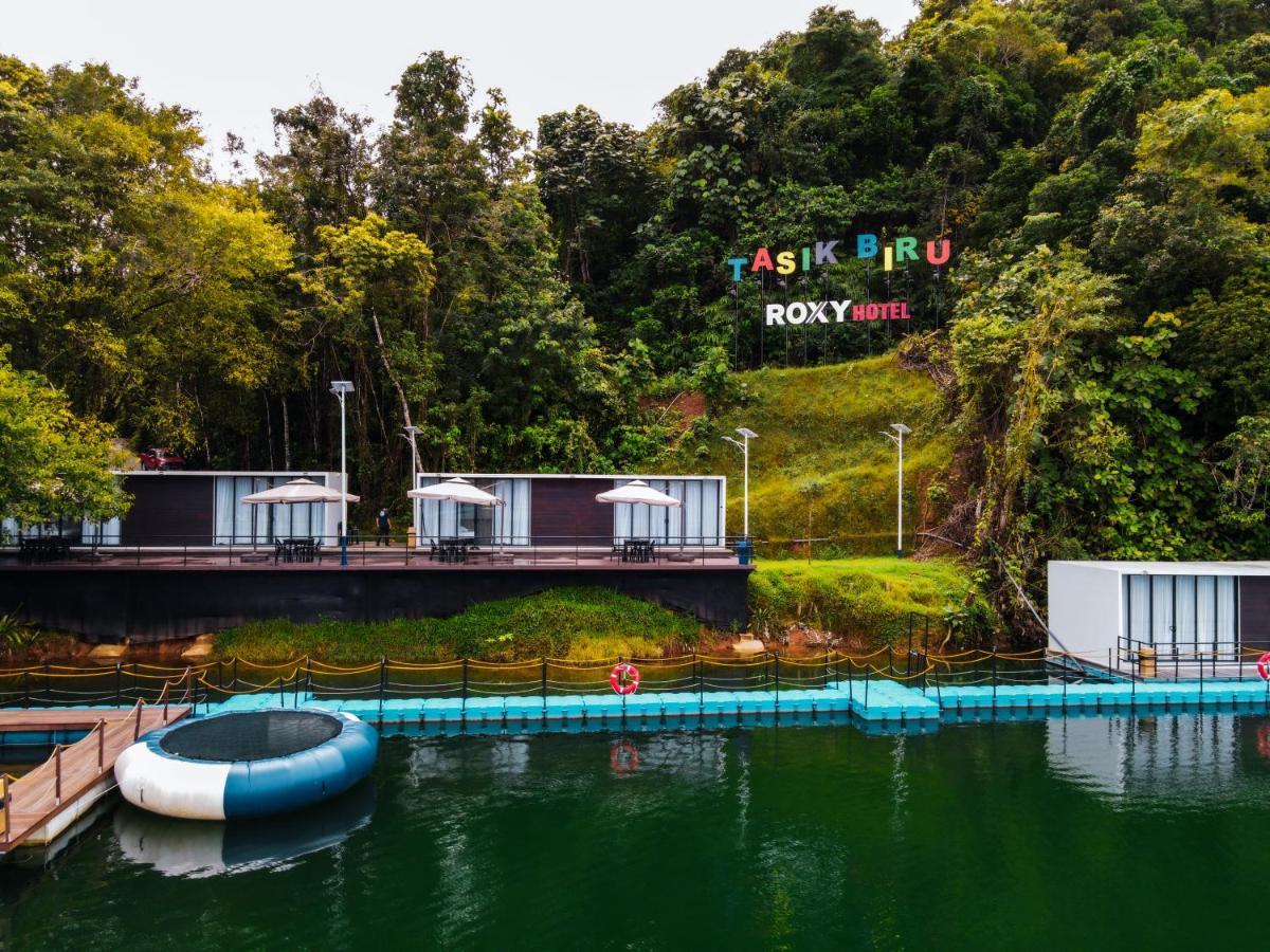 Roxy Tasik Biru Resort City Bau Exterior foto